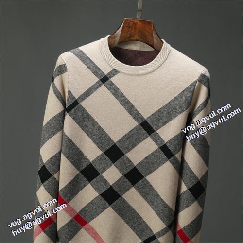 バーバリーブランドコピー 2021秋冬 バーバリー BURBERRY 定番のアイテム 2色可選 セーター 風合いの出る オリジナルプリント