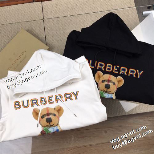 2色可選 落ち着いた感覚 バーバリーコピー 2021秋冬 バーバリー BURBERRY パーカー プリントパーカ 存在感のある