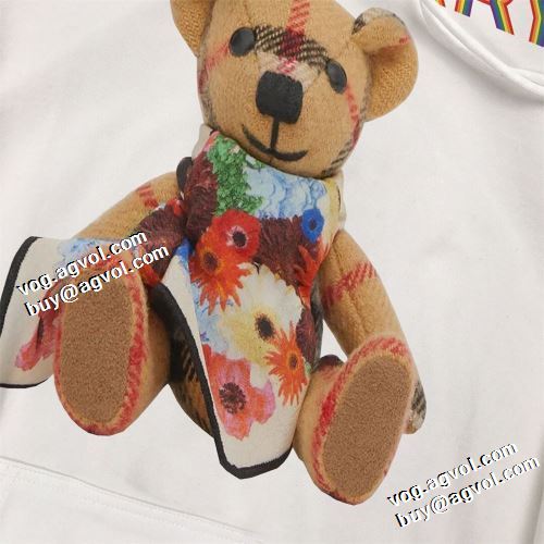 2色可選 落ち着いた感覚 バーバリーコピー 2021秋冬 バーバリー BURBERRY パーカー プリントパーカ 存在感のある