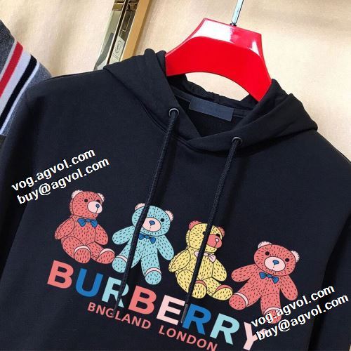 2021秋冬 バーバリー BURBERRY バーバリーブランド コピー 海外限定ライン パーカー ロゴパーカー 存在感のある 2色可選 
