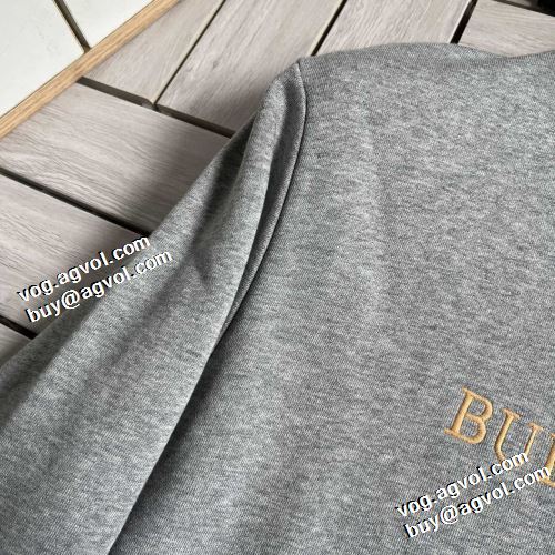 バーバリーコピー 早くも完売している 2021秋冬 バーバリー BURBERRY プルオーバーパーカー 3色可選 オシャレロゴパーカー 風合いの出る