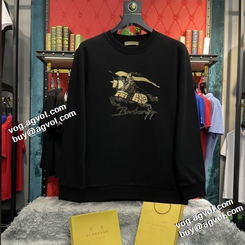 2021秋冬 バーバリー BURBERRY バーバリーコピーブランド 実用性に溢れるアイテム プルオーバーパーカー 2色可選 オシャレロゴパーカー
