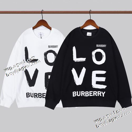 プリントパーカ 2022新作 2色可選 バーバリーブランドスーパーコピー バーバリー BURBERRY プルオーバーパーカー 日本未入荷モデル おしゃれさ抜群パーカ