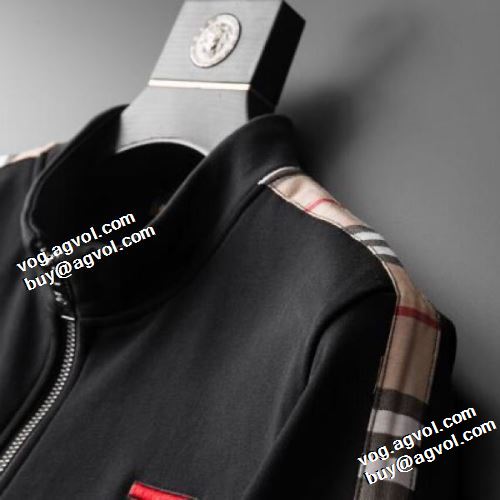 バーバリーブランド 偽物 通販 セットアップ上下 2022新作 バーバリー BURBERRY 機能性も備えたアイテム 2色可選 首胸ロゴ 高級感漂わせる