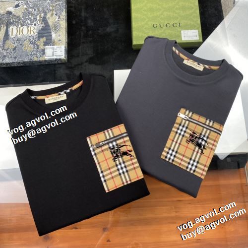 バーバリーコピー 定番のアイテム 2022新作 バーバリー BURBERRY プルオーバーパーカー 2色可選 ロゴパーカー 風合いの出る