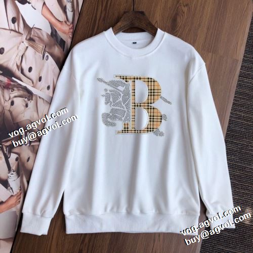 バーバリーブランド コピー プルオーバーパーカー 2022新作 バーバリー BURBERRY 高級感漂わせる 程よい厚み リブ付 2色可選