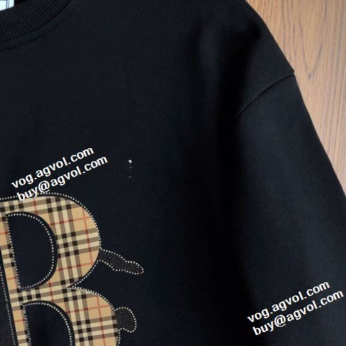 バーバリーブランド コピー プルオーバーパーカー 2022新作 バーバリー BURBERRY 高級感漂わせる 程よい厚み リブ付 2色可選