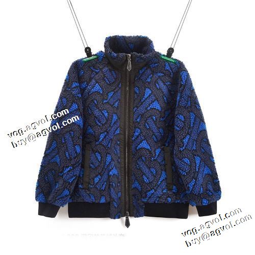 カシミヤコート ジャケット バーバリーブランドコピー 高級感漂わせる 2021秋冬 バーバリー BURBERRY 高品質 人気
