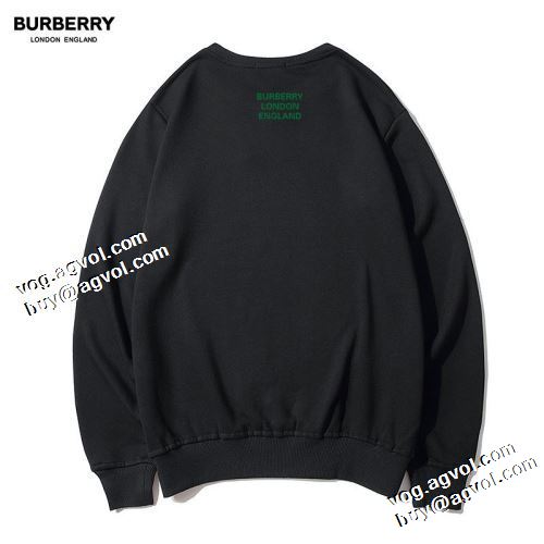 2021秋冬 バーバリー BURBERRY 2色可選 オシャレロゴパーカー プルオーバーパーカー 程よい厚み バーバリースーパーコピー 激安 上品上質