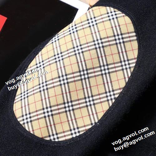 バーバリーコピー 首胸ロゴ 上品な輝きを放つ形 2021秋冬 バーバリー BURBERRY セーター 3色可選 高級感漂わせる