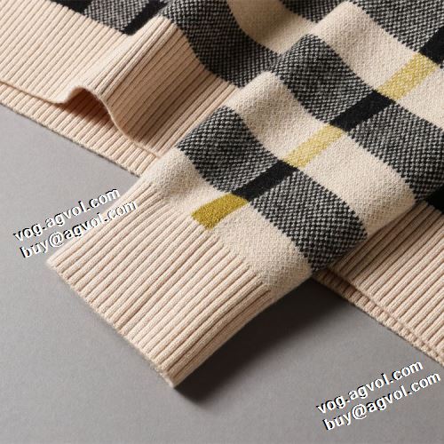 バーバリースーパーコピー 激安 2021秋冬 高級感漂わせる バーバリー BURBERRY セーター チェック柄 スタイリッシュな印象