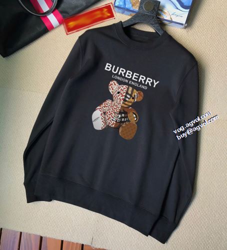 バーバリースーパーコピー 海外セレブ愛用 プリントパーカ 2色可選 プルオーバーパーカー BURBERRY 2022新作 男女兼用パーカー スタイリッシュ