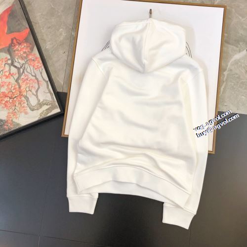 BURBERRY 2色可選 パーカー 人目を惹くデザイン 2022新作 バーバリースーパーコピー 激安 おしゃれさ抜群パーカ 程よい厚み スタイリッシュ