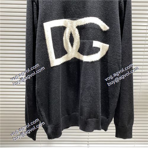 快適な着心地 収縮性のある ラウンドネック 超目玉 2021秋冬 ドルチェ＆ガッバーナ Dolce&Gabbana レジャー カジュアル