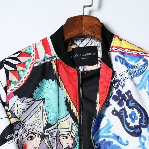 2021秋冬 D&Gブランドコピー ドルチェ＆ガッバーナ Dolce&Gabbana TOPセラー賞受賞！ジャケット 花プリントデザインジャケット 高級感漂わせる