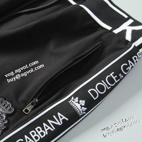 人気商品登場 刺繍ワッペン付 2021秋冬 ドルチェ&ガッバーナ偽物ブランド ドルチェ＆ガッバーナ Dolce&Gabbana セットアップ上下 風合いの出る