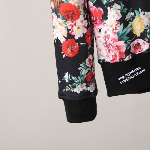 総柄 定番のアイテム 2021秋冬 ドルチェ&ガッバーナ偽物ブランド ドルチェ＆ガッバーナ Dolce&Gabbana プルオーバーパーカー 人目を惹くデザイン