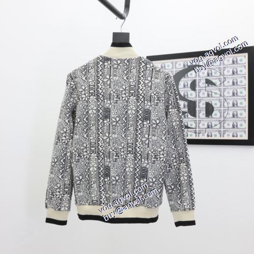 2021秋冬 ディオール DIOR 人気商品登場 セットアップ上下 ディオールブランド コピー 大花プリント 高級感漂わせる