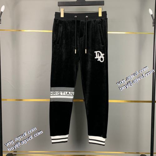 2021秋冬 ディオール DIOR セットアップ上下 ディオールブランドスーパーコピー 秋の定番 楽に着用出来る 優しい色合い