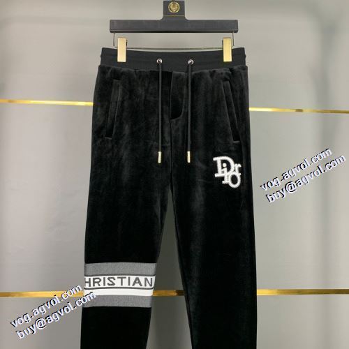 2021秋冬 ディオール DIOR セットアップ上下 ディオールブランドスーパーコピー 秋の定番 楽に着用出来る 優しい色合い