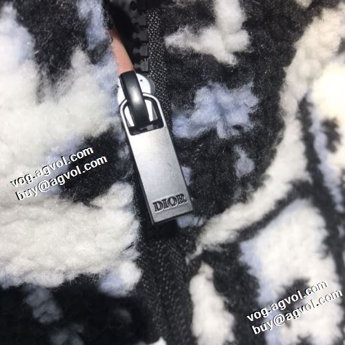 2022新作 ディオールブランド コピー 着心地抜群 ジャケット 2色可選 ディオール DIOR しっかり暖かな感じ こだわりのコート