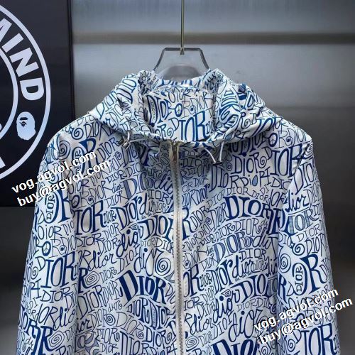 ジャケット 上品な輝きを放つ形 2022新作 ディオールブランド 偽物 通販 ディオール DIOR 軽量ジャケット 花プリントデザインジャケット