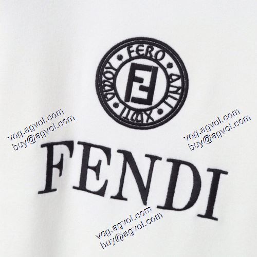 長袖Tシャツ フェンディ FENDIブランド 偽物 通販  2021春夏 上品上質 2色可選 