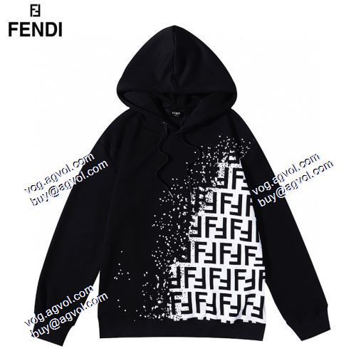 オシャレロゴパーカー FENDIコピー 2色可選 早くも完売している 程よい厚み 2021秋冬 フェンディパーカーコピー