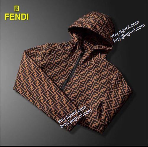 大絶賛の履き心地! 2021秋冬 ジャケット フェンディスーパーコピー FENDI こだわりのコート