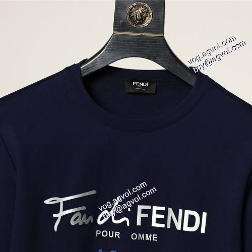 コスパ最高のプライス 2021秋冬 プルオーバーパーカー フェンディ FENDI ブランド コピー プリントパーカ