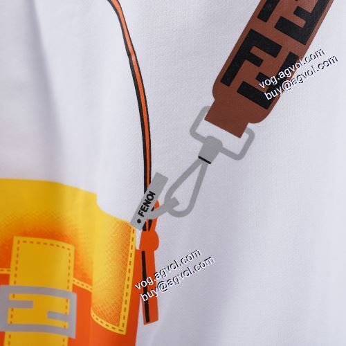 ファション性の高い 2021秋冬 フェンディプルオーバーパーカー FENDI ブランド 偽物 通販 おしゃれさ抜群パーカ