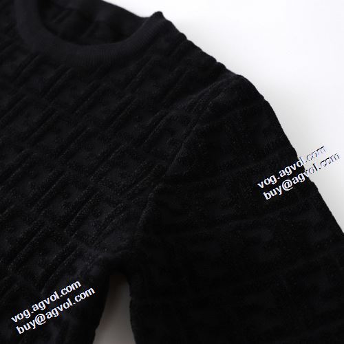 2021秋冬 抜群な楽チン感ある大定番 ハリのある フェンディスーパーコピー フェンディ FENDI セーター 2色可選 エレガントな装い 