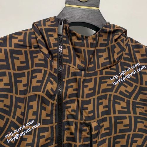 日本未入荷モデル ブルゾン 2021秋冬 フェンディ FENDI フェンディコピー 花プリントデザインジャケット おしゃれな装い