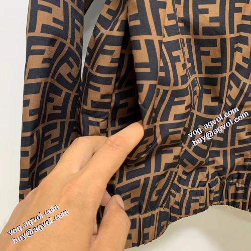 日本未入荷モデル ブルゾン 2021秋冬 フェンディ FENDI フェンディコピー 花プリントデザインジャケット おしゃれな装い