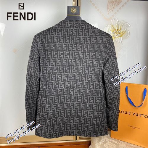 2021秋冬 フェンディ FENDI 定番のアイテム フェンディブランド コピー スーツ レジャー 花プリントデザインジャケット おしゃれな装い