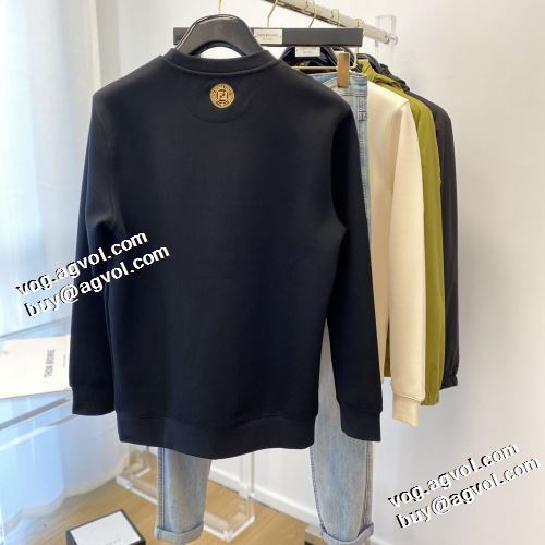 2021秋冬 フェンディ FENDI フェンディブランド コピー 最安値に挑戦 プルオーバーパーカー 秋着用 ロゴパーカー 程よい厚み