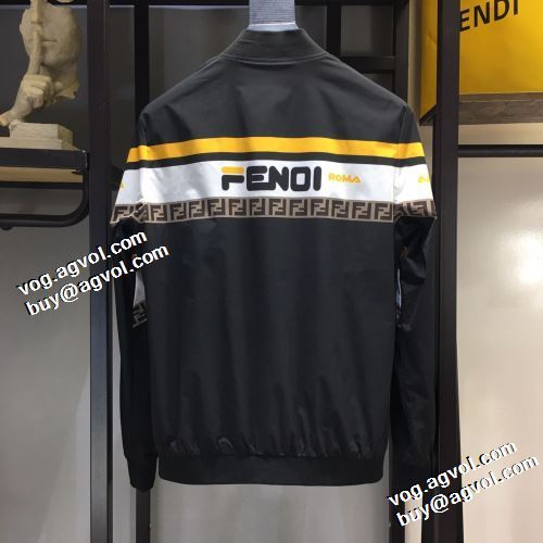 2021秋冬 フェンディ FENDI サイズ豊富 フェンディブランドコピー ブルゾン ポケット付 適度な厚み ゴージャスな装い。