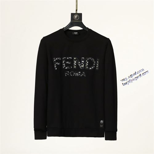 存在感のある アウトドア系 2022新作 FENDI プルオーバーパーカー 極上の着心地 フェンディコピーブランド 2色可選 程よい厚み