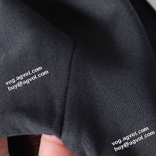 高級感ある セーター 2021秋冬 ジバンシー GIVENCHY 優美なファー使い ジバンシィスーパーコピー 適度な厚み 防寒機能ある