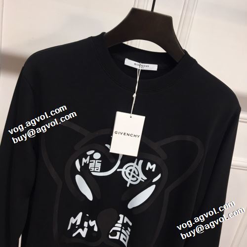 ジバンシィブランドスーパーコピー 2021秋冬 ジバンシー GIVENCHY プルオーバーパーカー 3色可選 綺麗に決まるフォルム！犬の頭図案 防寒 アウトドア系