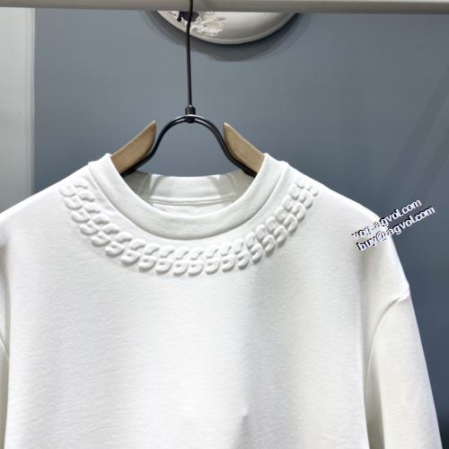 幅広いジャンル 2色可選 2021秋冬 ジバンシー GIVENCHY プルオーバーパーカー ジバンシィブランドコピー 上品な輝きを放つ形 リブ付