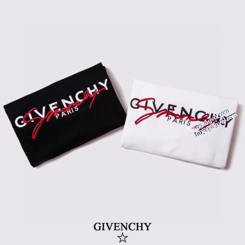 2色可選 機能性も備えたアイテム ジバンシィコピーブランド 2021秋冬 ジバンシー GIVENCHY パーカー ロゴパーカー 風合いの出る
