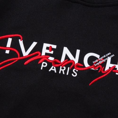 2色可選 機能性も備えたアイテム ジバンシィコピーブランド 2021秋冬 ジバンシー GIVENCHY パーカー ロゴパーカー 風合いの出る