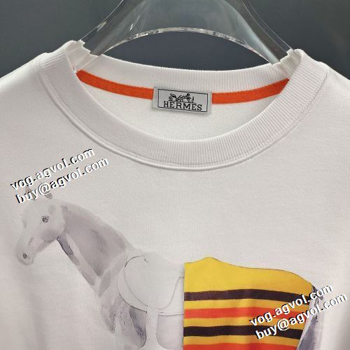 オシャレロゴパーカー エルメス偽物ブランド 高品質 人気 2色可選 2021秋冬 エルメス HERMES プルオーバーパーカー 飽きのこないデザイン