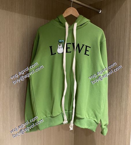 シックスタイルに活躍 ロエベパーカーコピー 激安 2021秋冬 ロエベ LOEWE パーカー 大好評 ジップパーカー