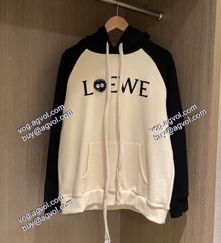 秋着用 2021秋冬 ロエベ LOEWE パーカー おしゃれさ抜群パーカ ロエベ偽物パーカー 芸能人に愛用者続出
