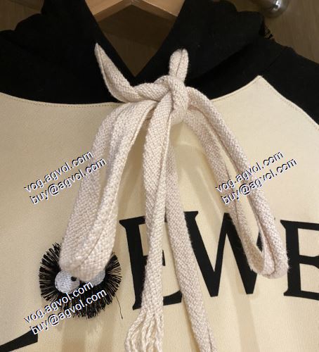 秋着用 2021秋冬 ロエベ LOEWE パーカー おしゃれさ抜群パーカ ロエベ偽物パーカー 芸能人に愛用者続出