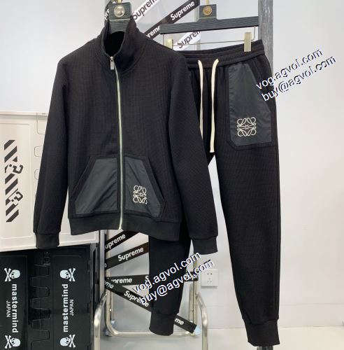 実用性に溢れるアイテム 2021秋冬 ロエベスーパーコピー 激安 ロエベ LOEWE 3色可選 セットアップ上下 スタンドネック 秋着用