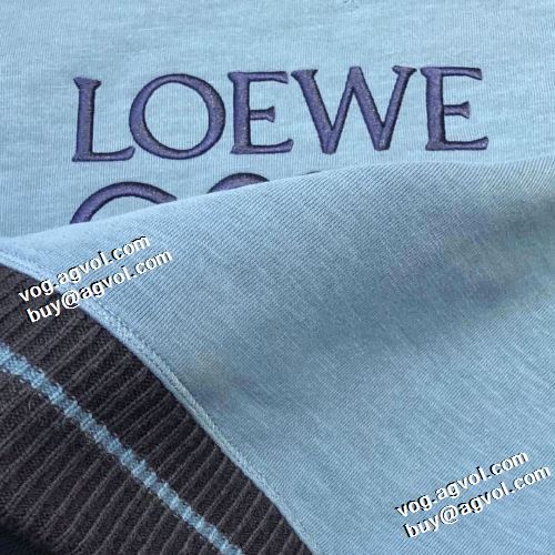 2021秋冬 ロエベコピー ブランド ロエベ LOEWE プルオーバーパーカー リブ付 オシャレロゴパーカー ビンテージ感ある 魅力ファッション