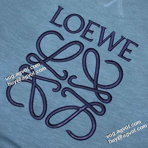2021秋冬 ロエベコピー ブランド ロエベ LOEWE プルオーバーパーカー リブ付 オシャレロゴパーカー ビンテージ感ある 魅力ファッション
